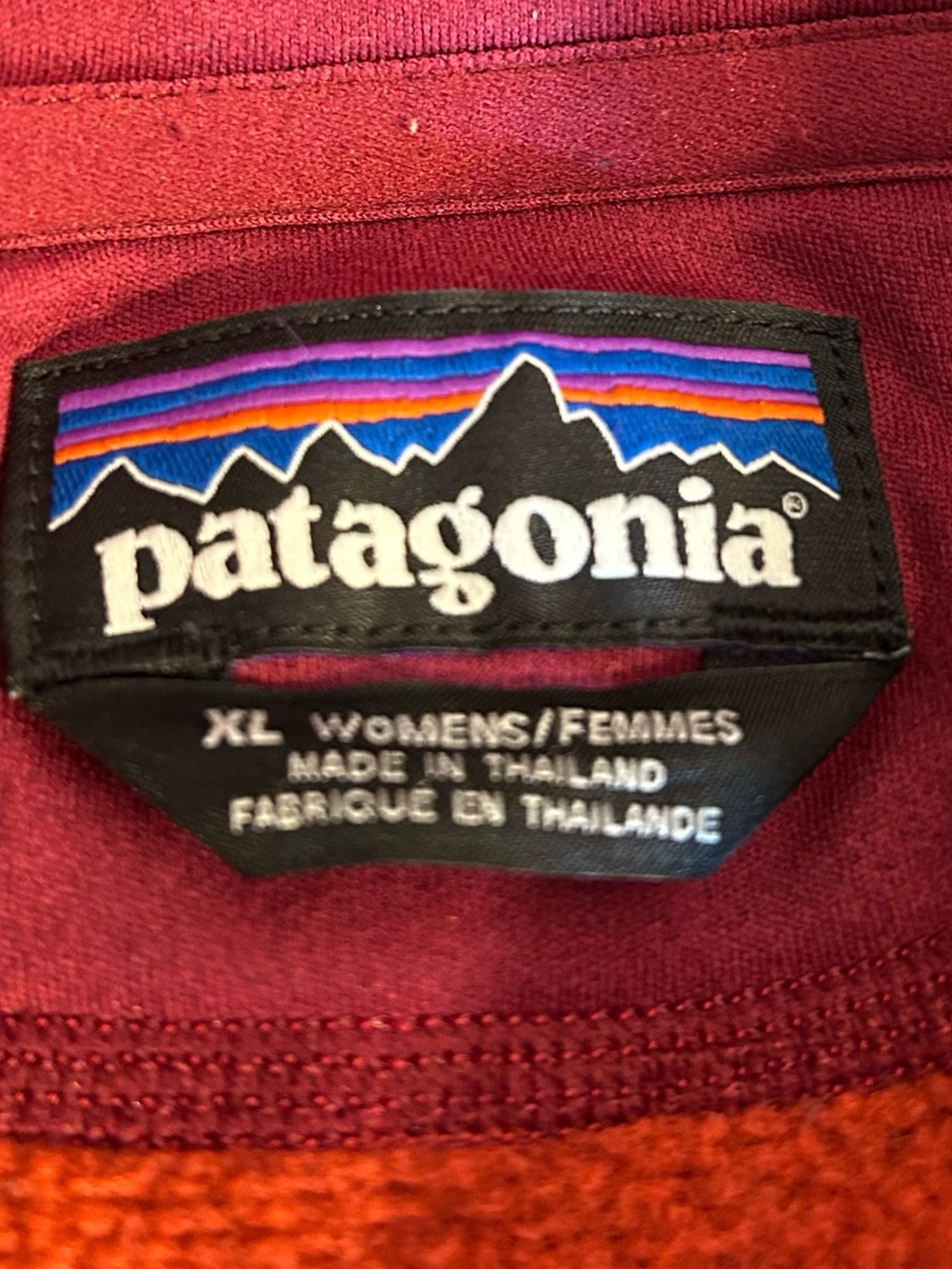 Patagonia Women's Red Heather Full-Zip Fleece Jacket - Picture 8 of 8